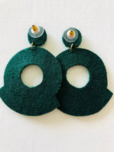 Load image into Gallery viewer, Emerald Green