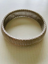 Load image into Gallery viewer, Mesh Bangle
