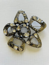 Load image into Gallery viewer, Floral Silver Brooch