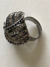 Load image into Gallery viewer, Jet and Clear Crystal Woven Silver Ring
