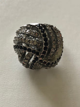 Load image into Gallery viewer, Jet and Clear Crystal Woven Silver Ring

