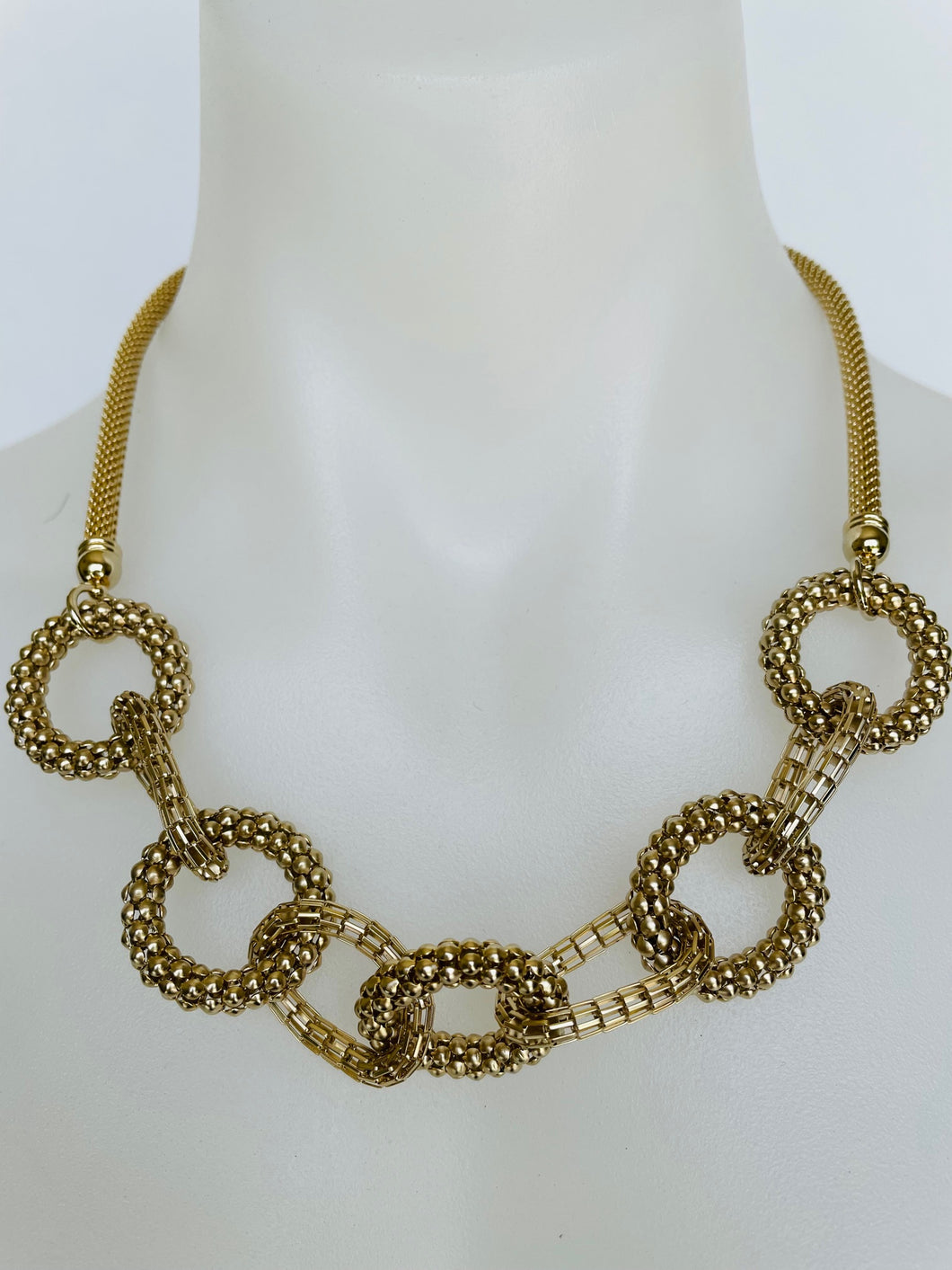Circle & Oval Link Necklace (gold or silver)